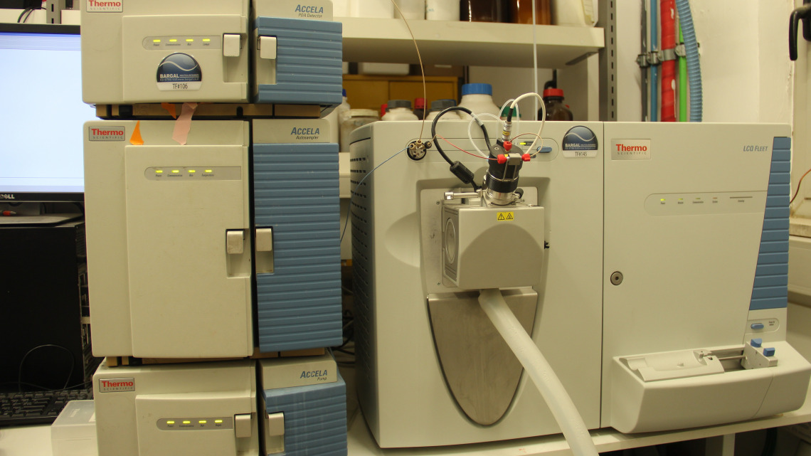 liquid chromatography
